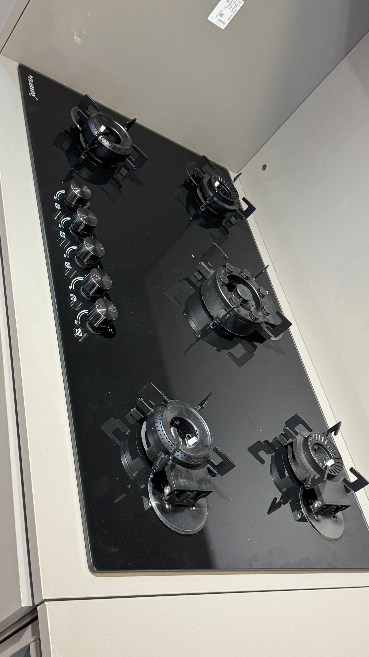 Premium Inbuilt 5 Burner Gas Cooker