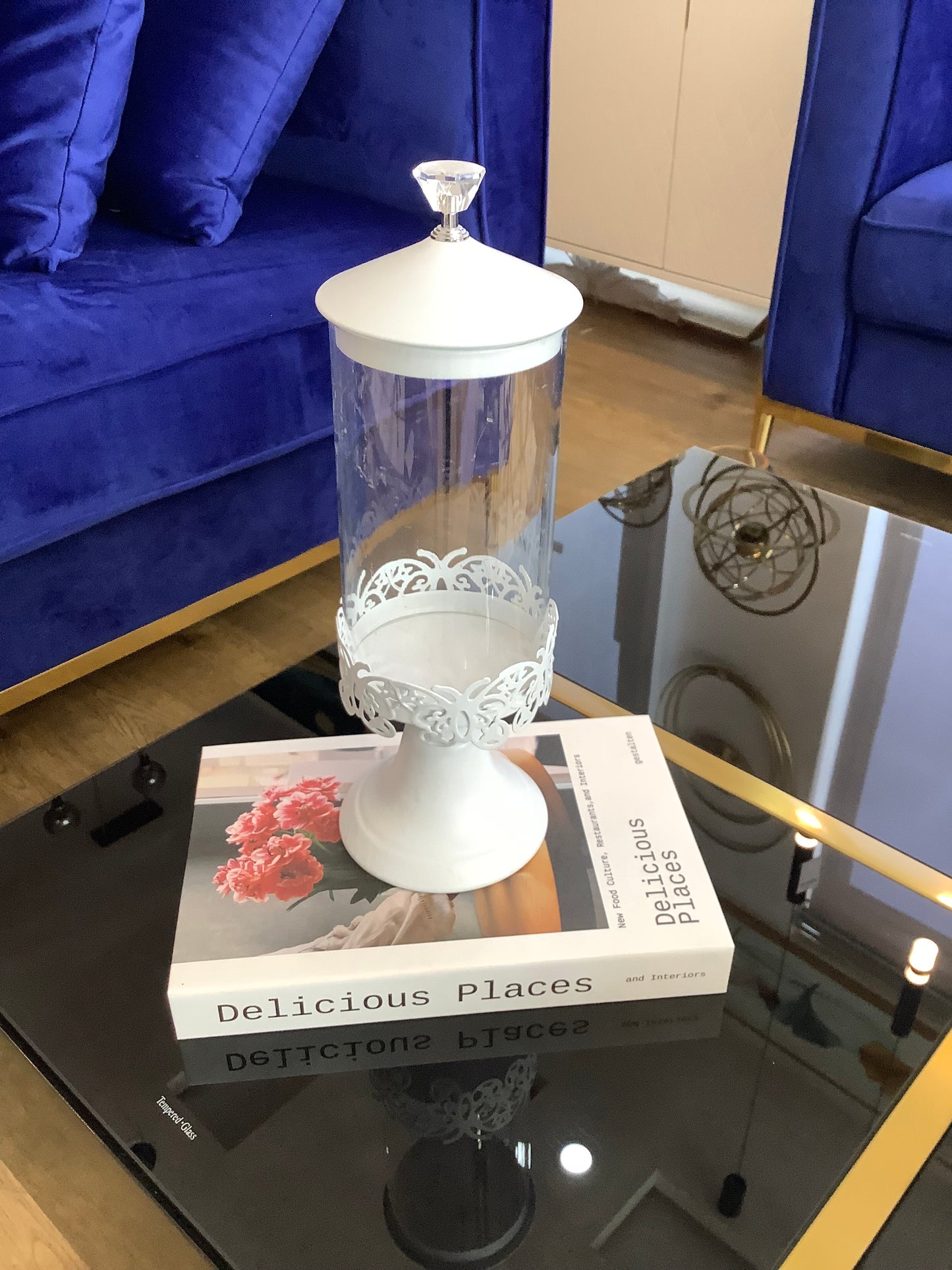 Candle holder