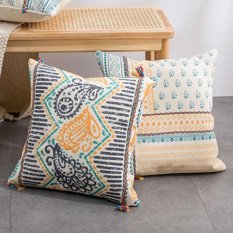Throw pillows (African print)