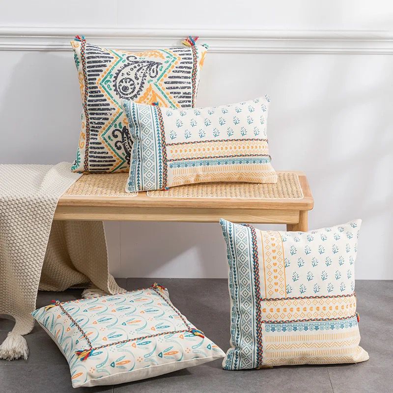 Throw pillows (African print)