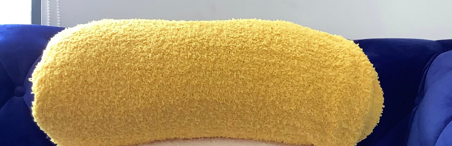 Throw blanket