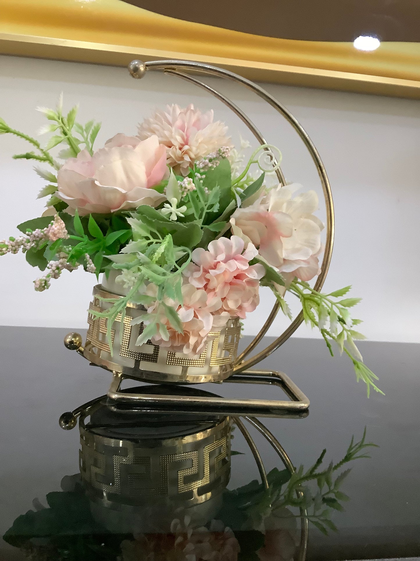 Half moon table plant