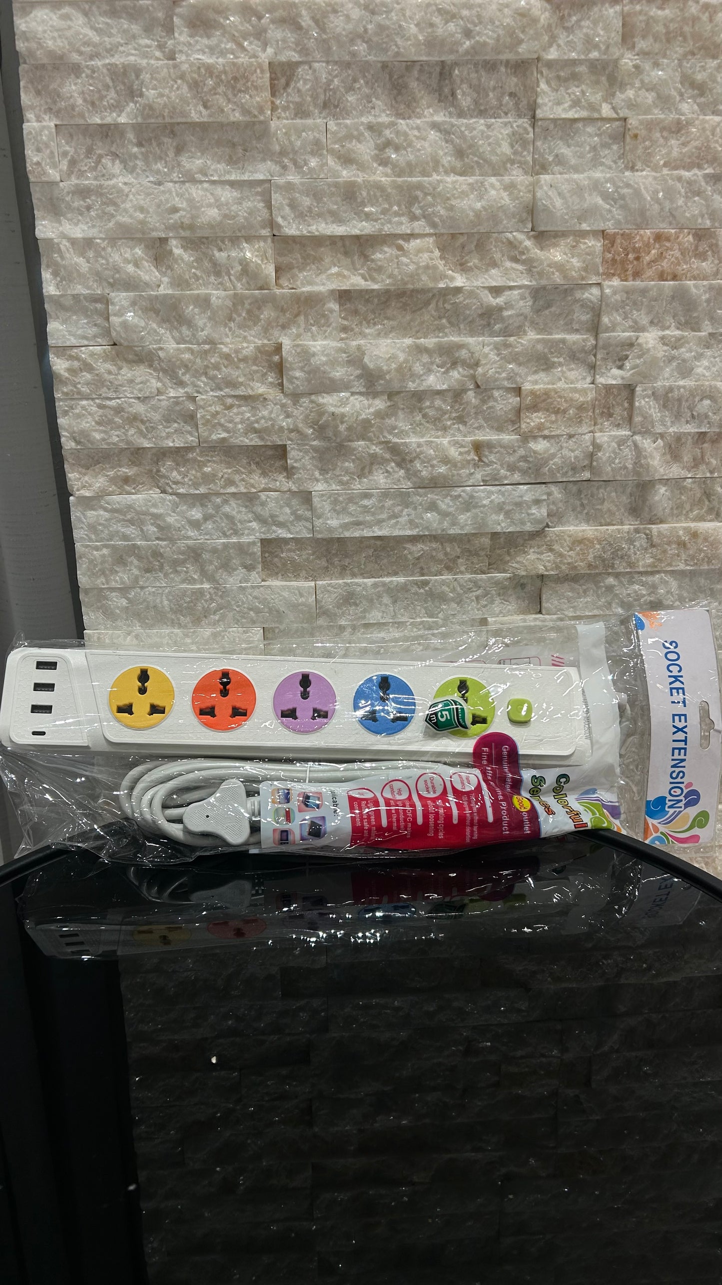 Extension socket