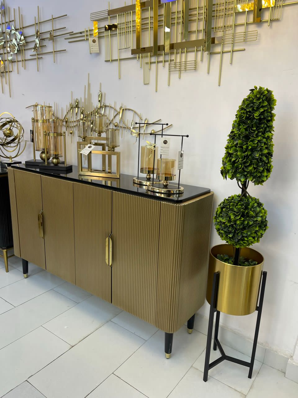 Sideboard