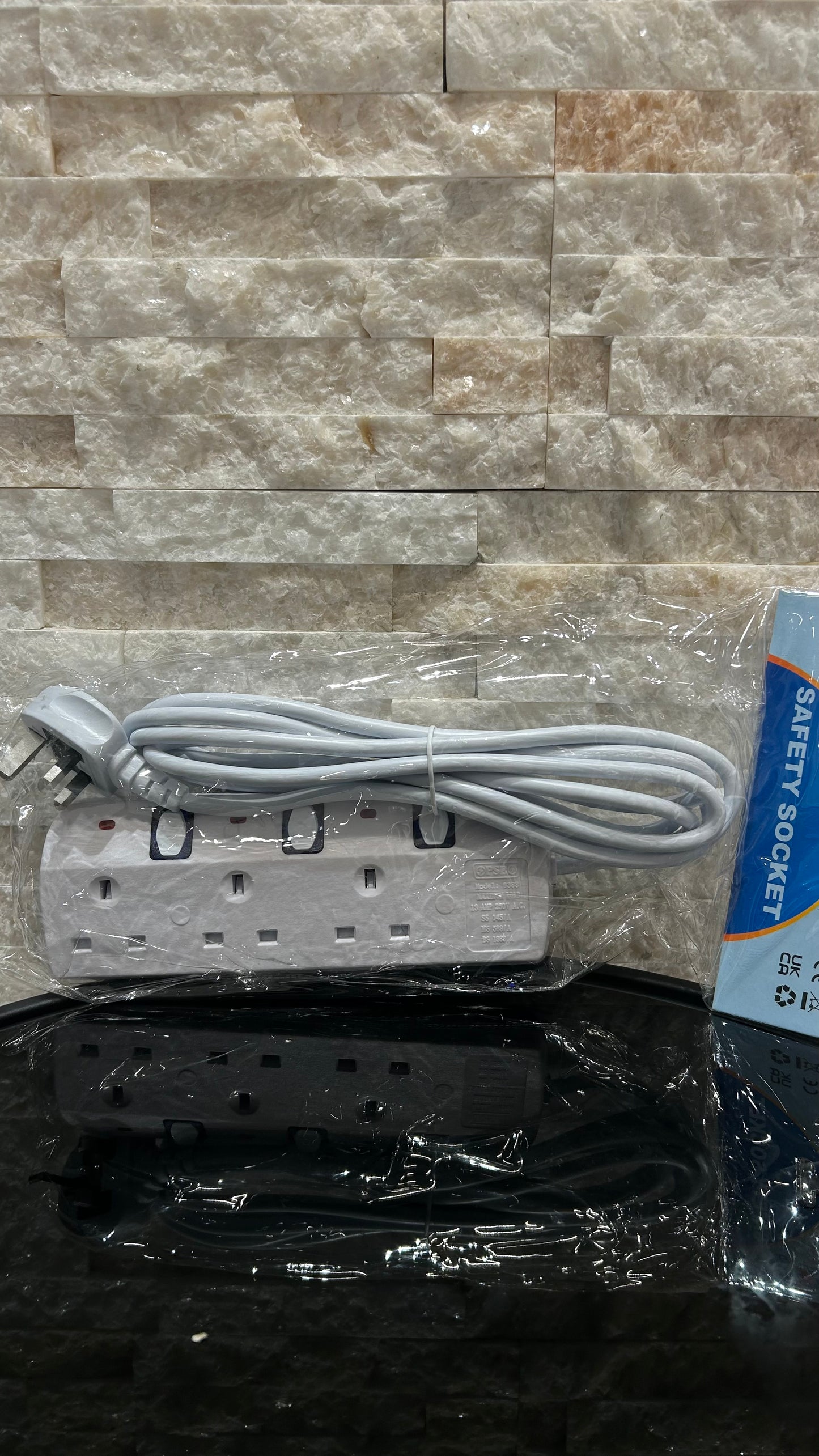 Extension socket