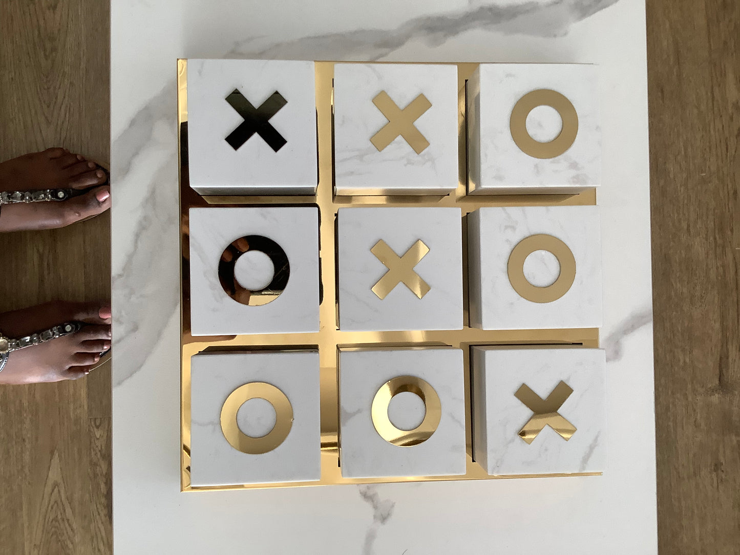 Luxury marble tic tac decor