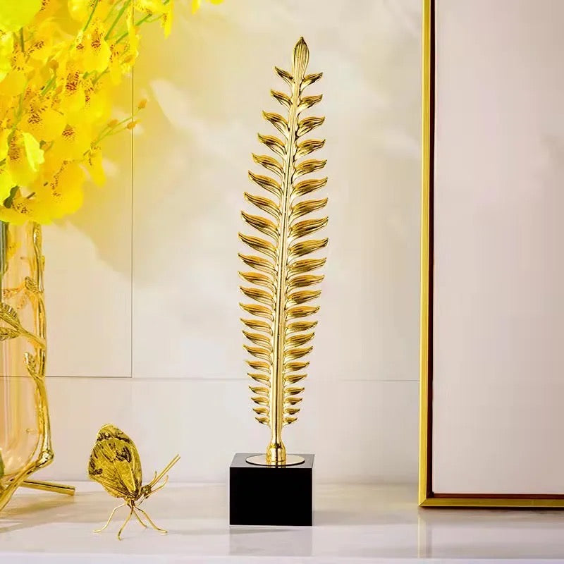 Luxury leaf decor