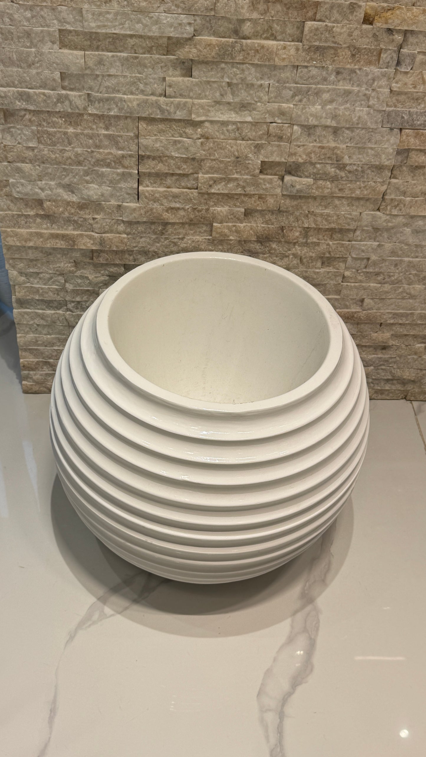 Round Ceramic Pot CP01