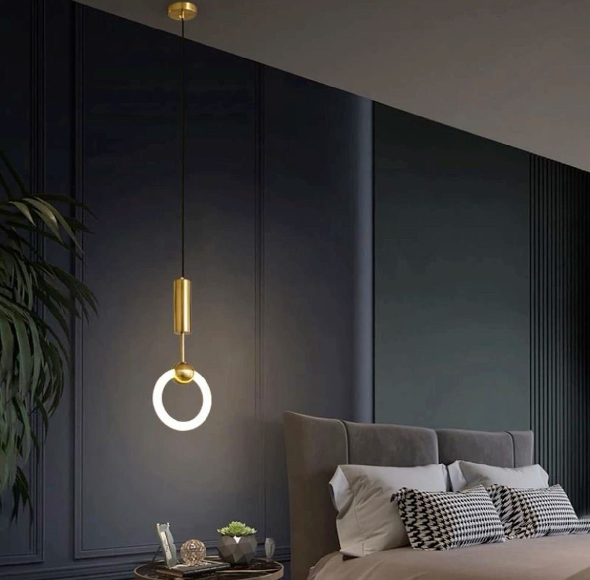 Pendant light