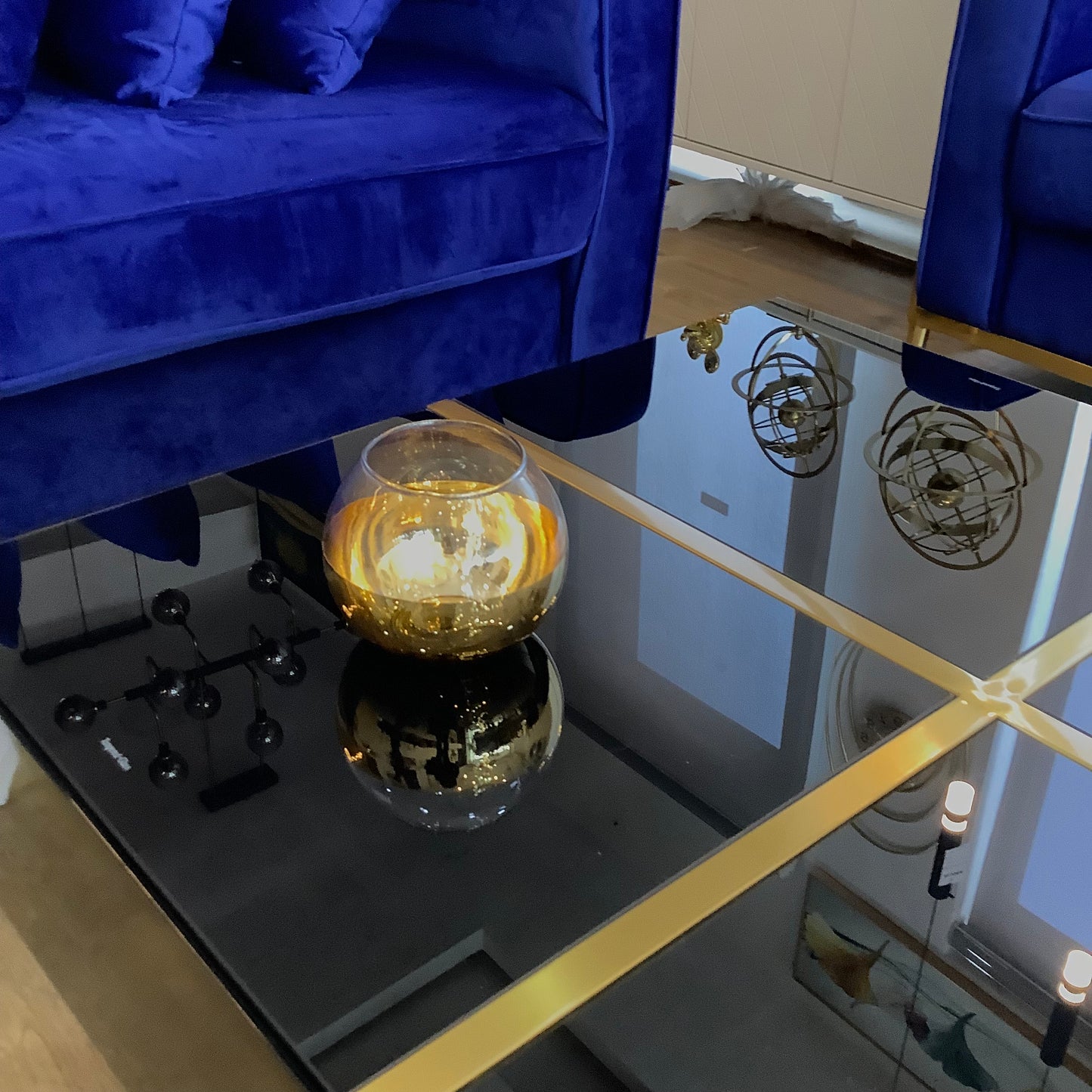 Gold vase and flower