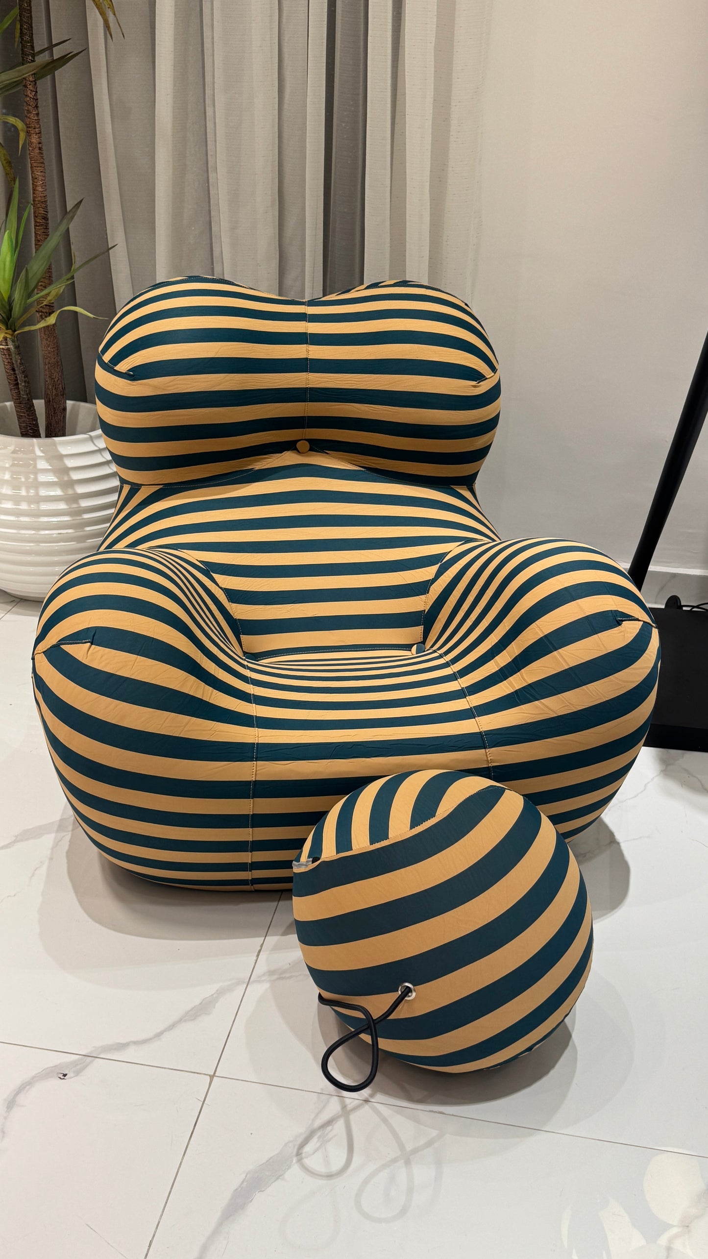 Luxury Compressed Teddy Sofa-Space Saving Designer Chair