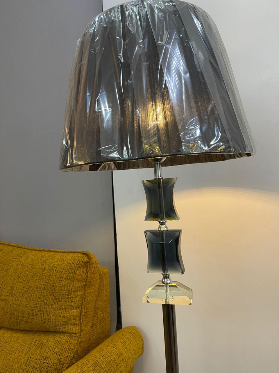 Crystal Black Standing lamp