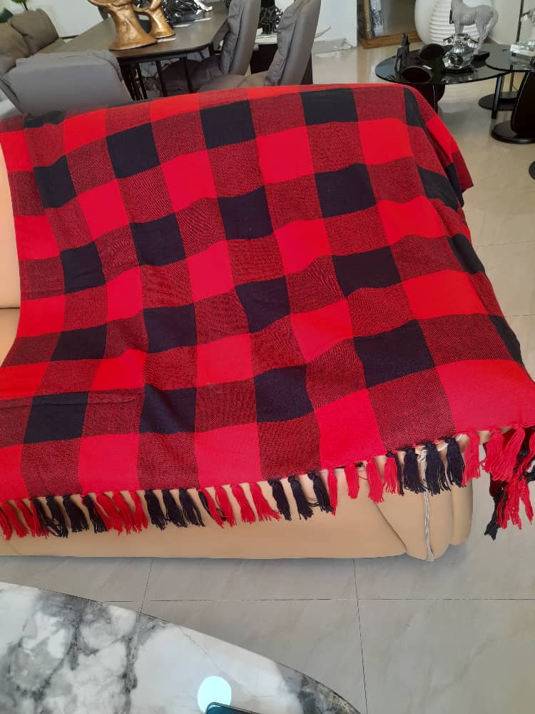 Throw blanket