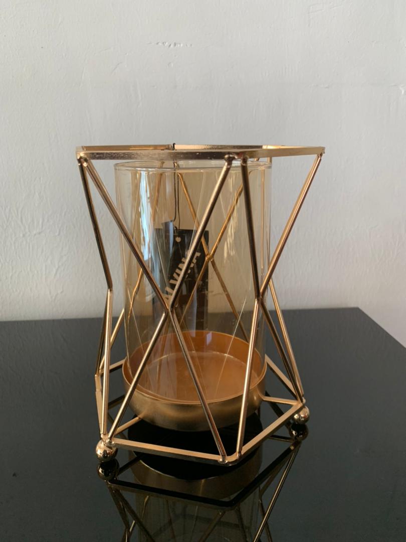Candle holder