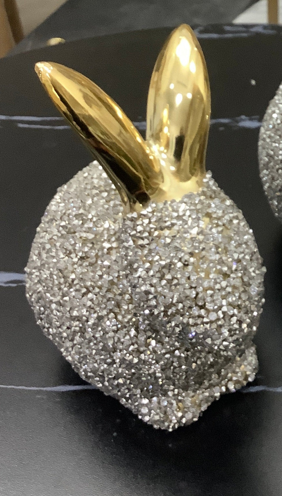 Bunny decor with glitters
