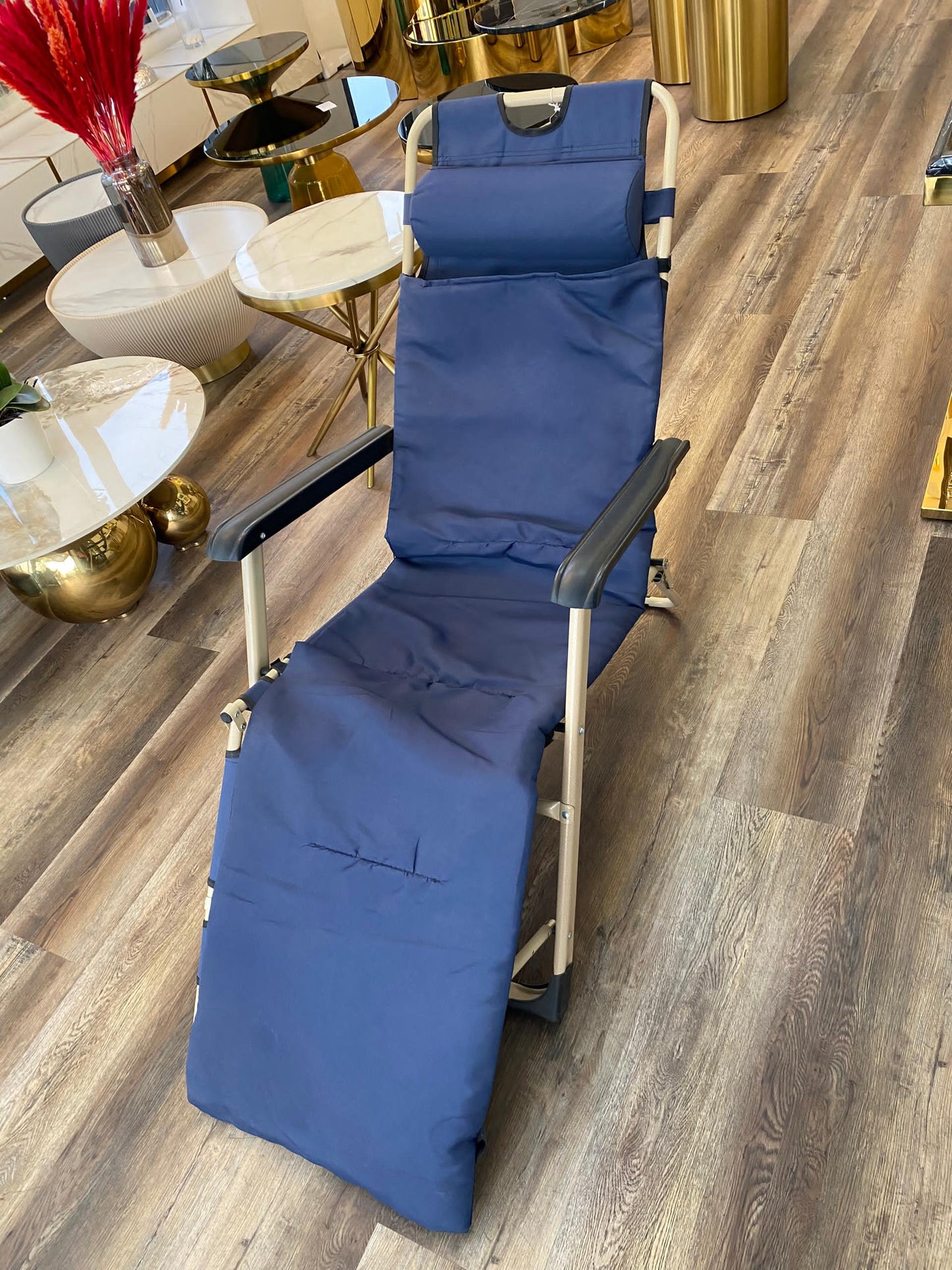 Relaxing chair