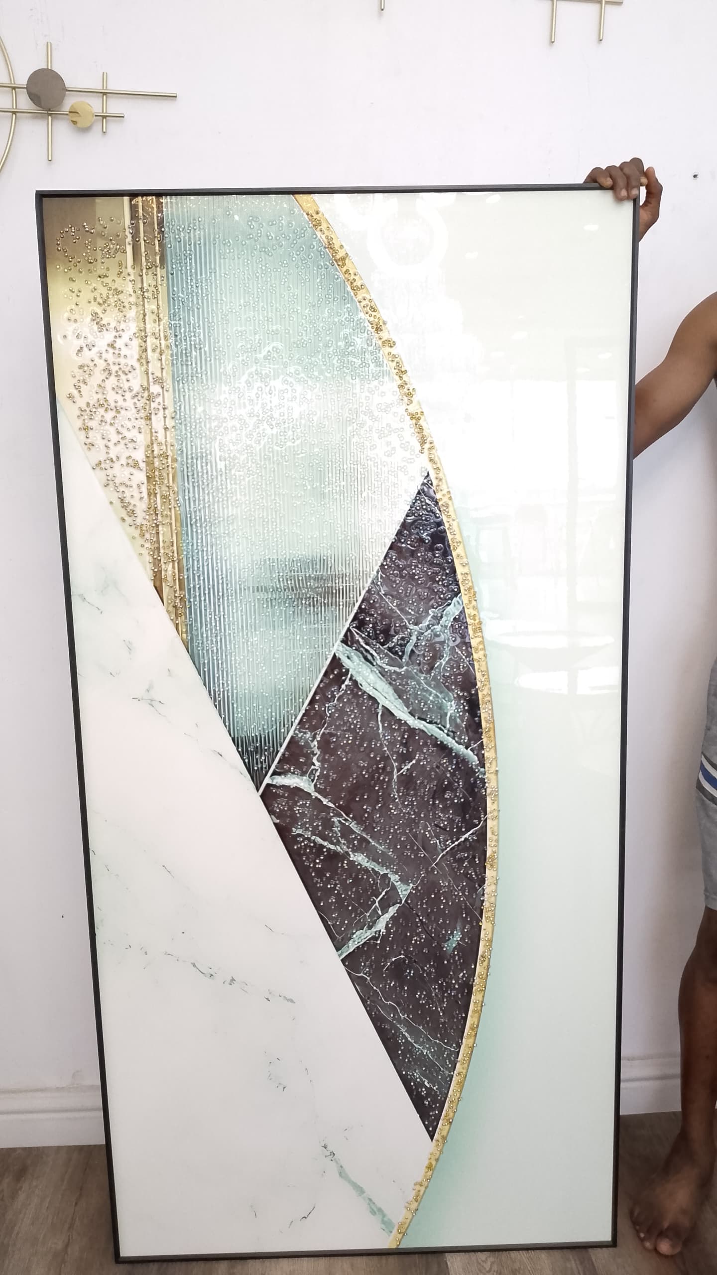 80 by 160cm crystal frame