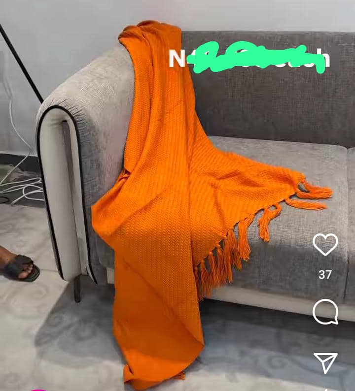 Throw blanket