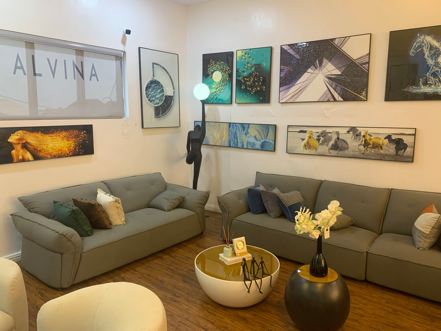 3,2 leather sofa set