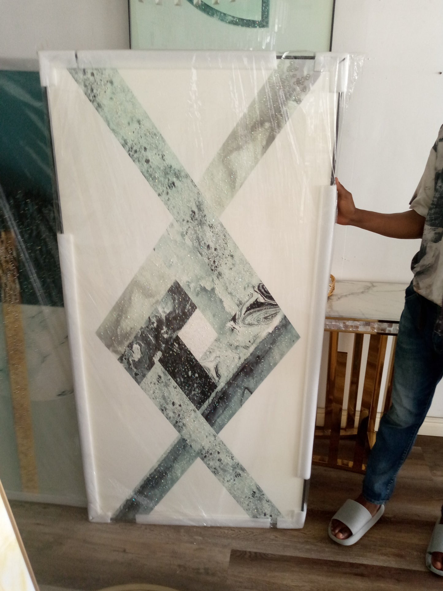 80 by 160cm crystal frame