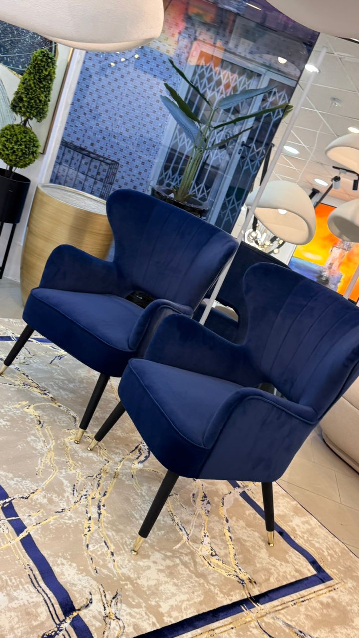 Accent chairs