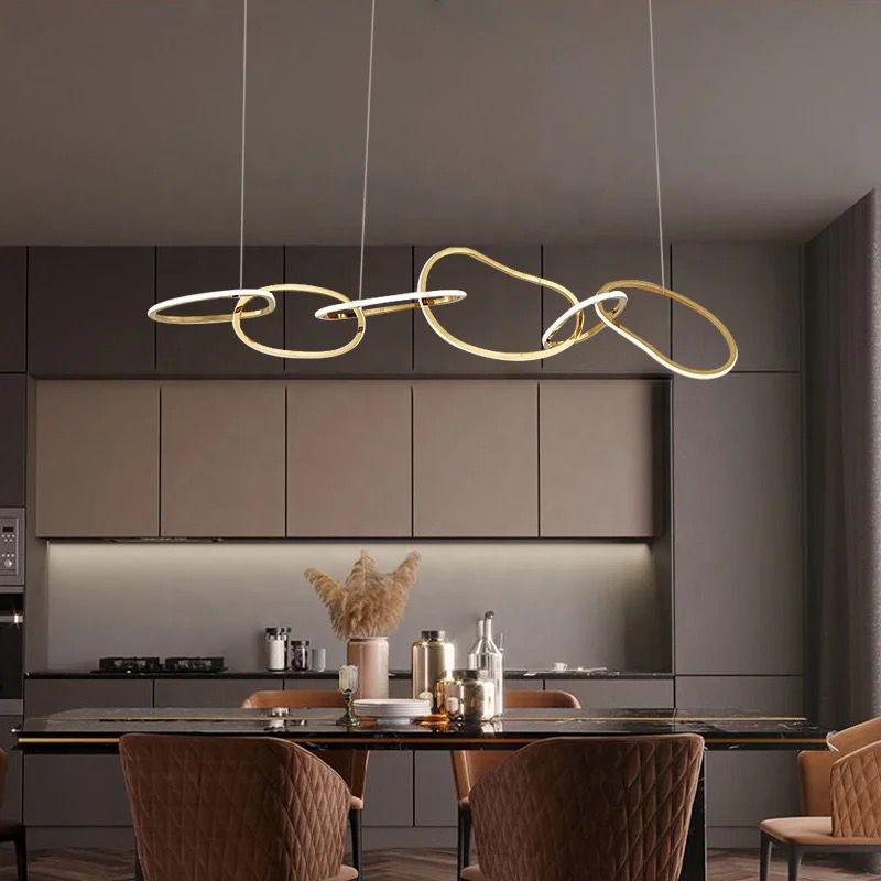 5 rings chandelier