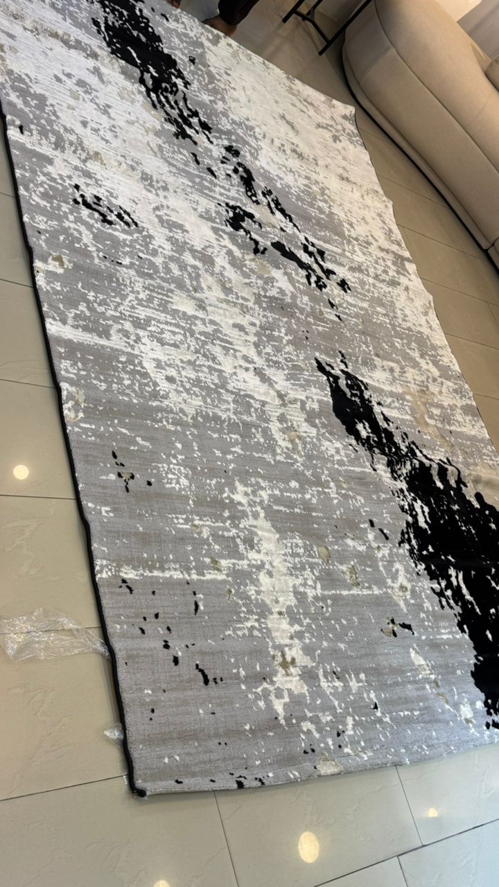 7 by 10ft rug