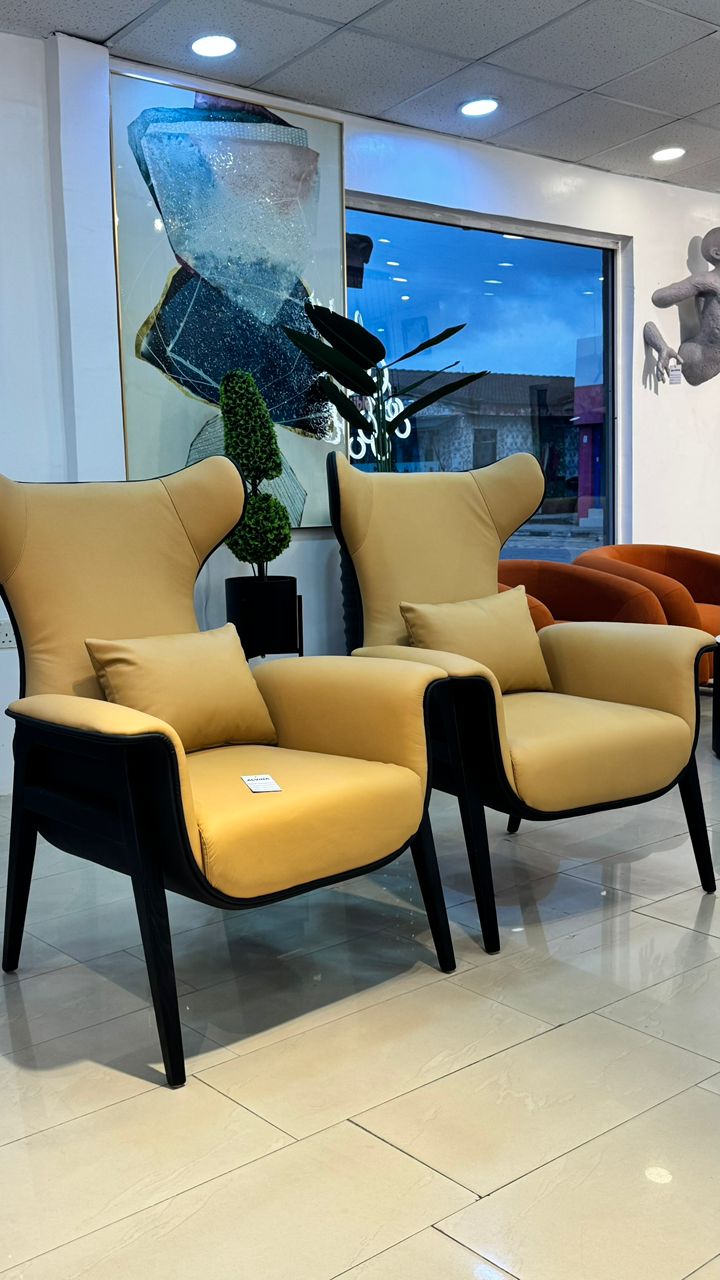 Accent chairs