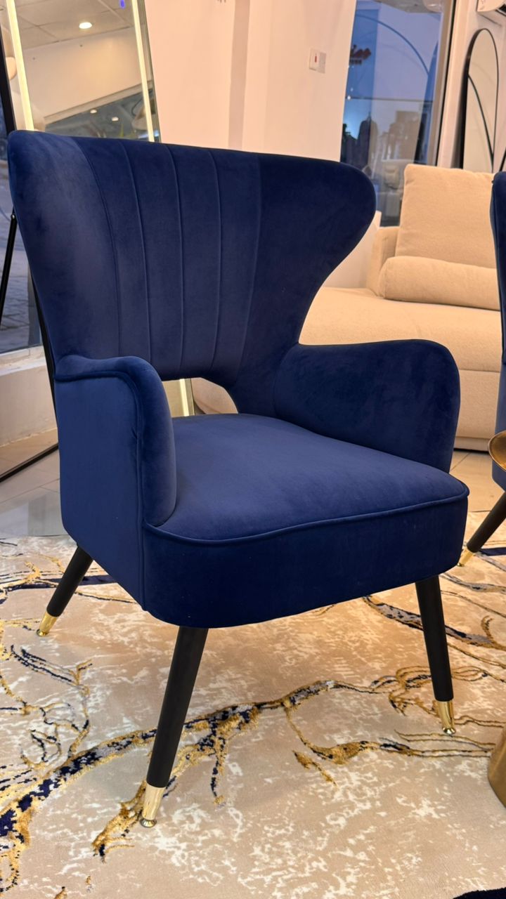 Accent chairs