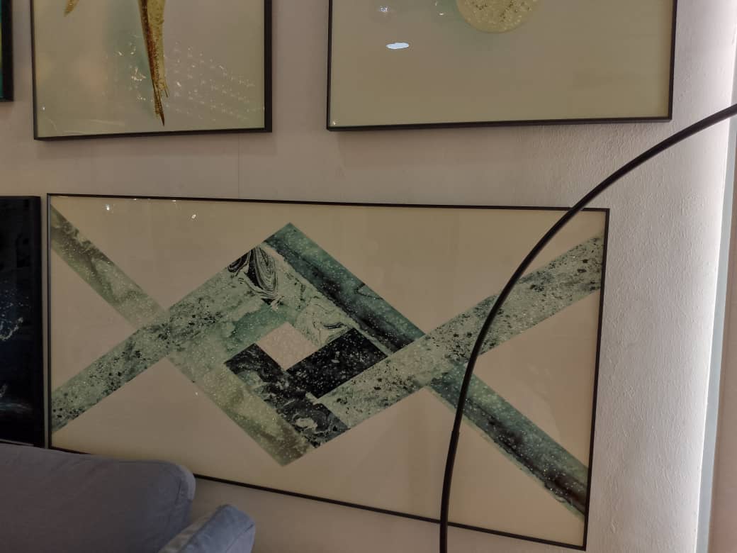 80 by 160cm crystal frame