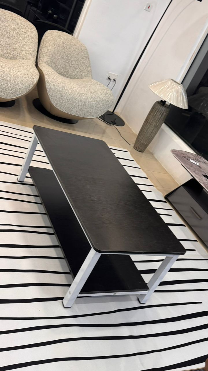 Minimalist coffee table