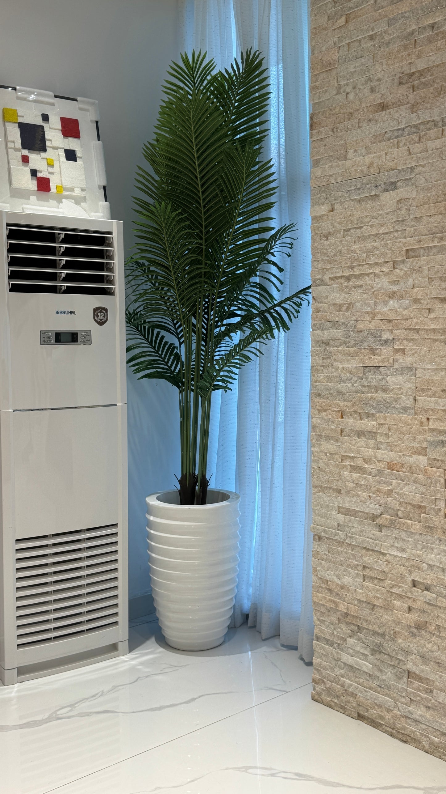 Ceramic vase and faux plant PLTV01