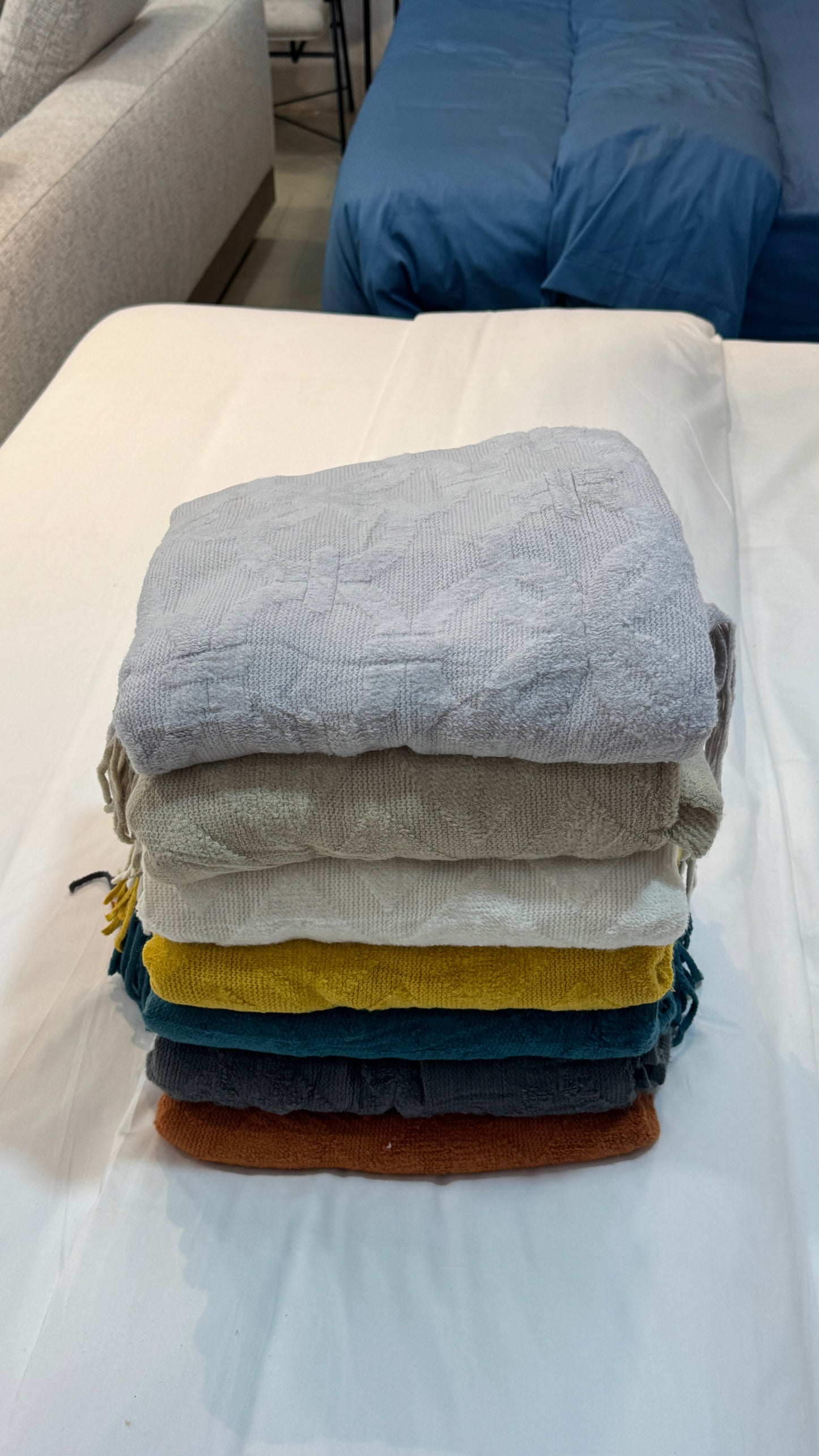 Throw blanket Coll-D