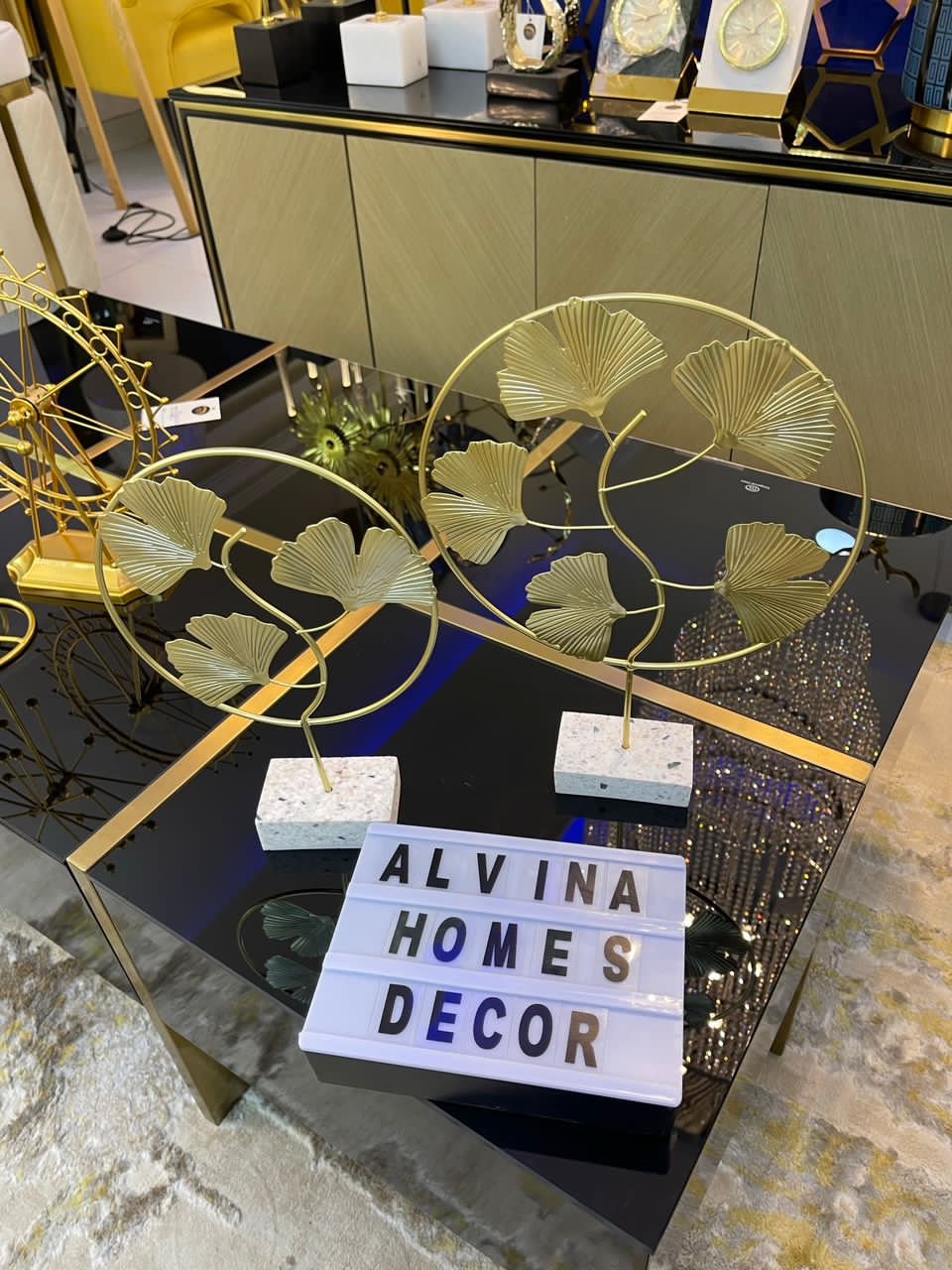 Leaf decor