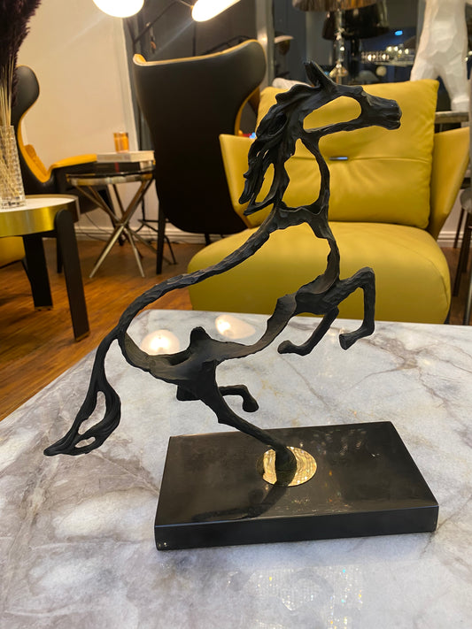 Luxury horse decor