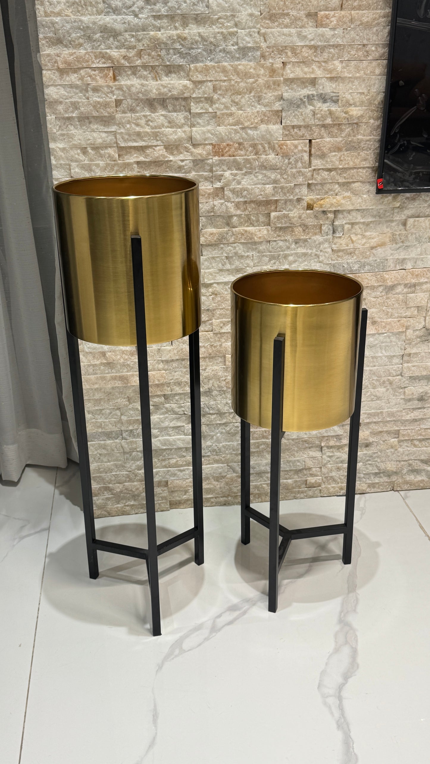 Gold and black stainless steel vase SN01