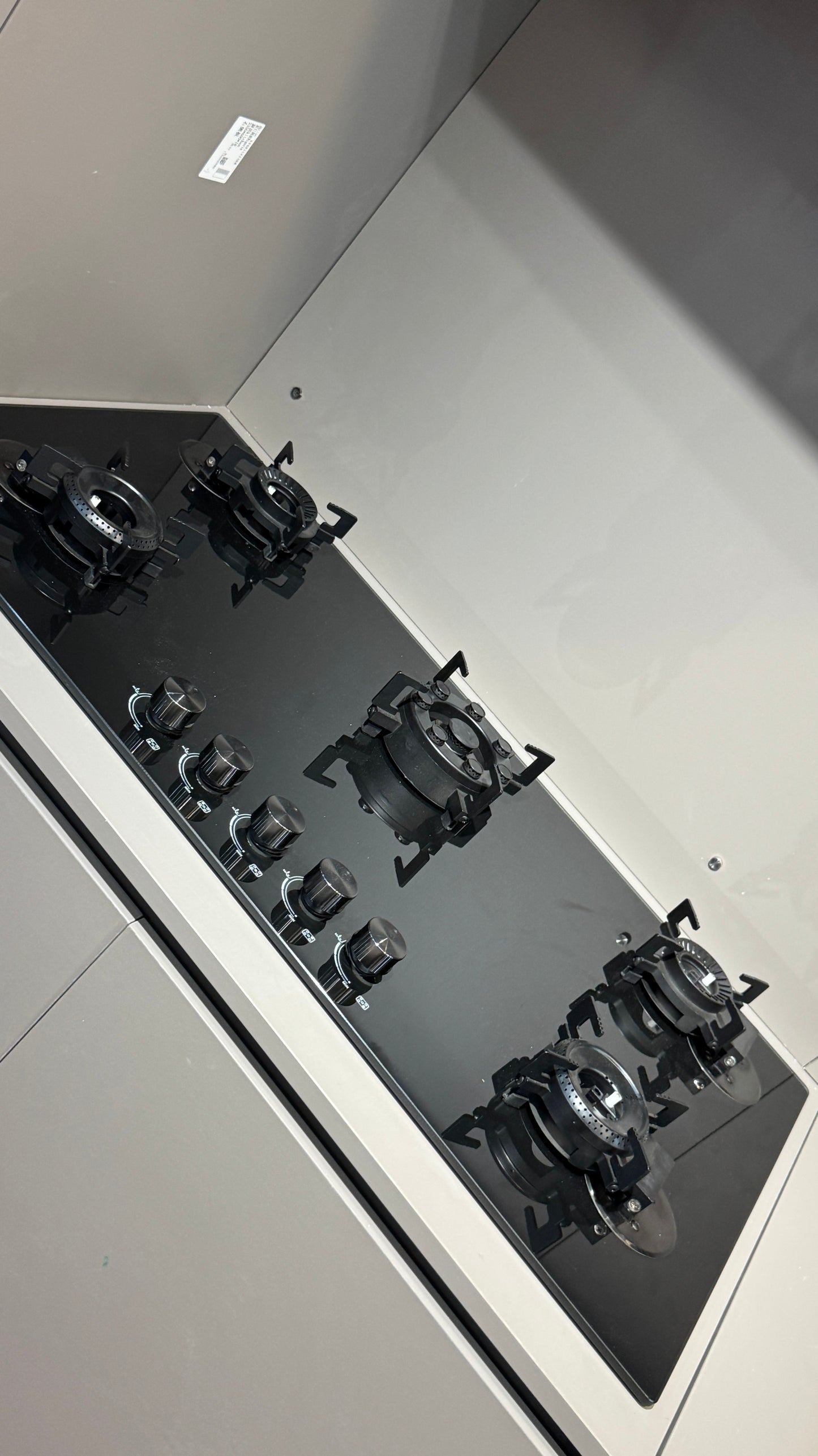 Premium Inbuilt 5 Burner Gas Cooker