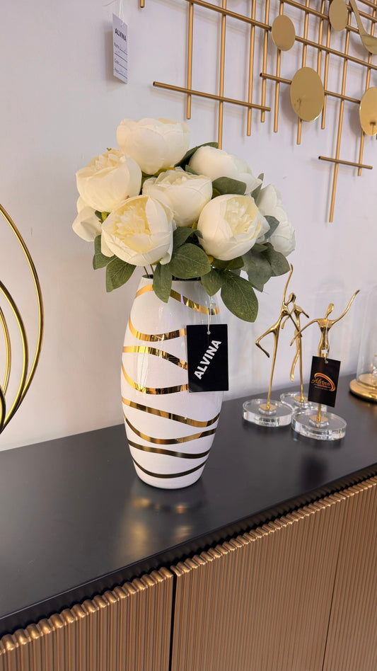 Vase and Roses