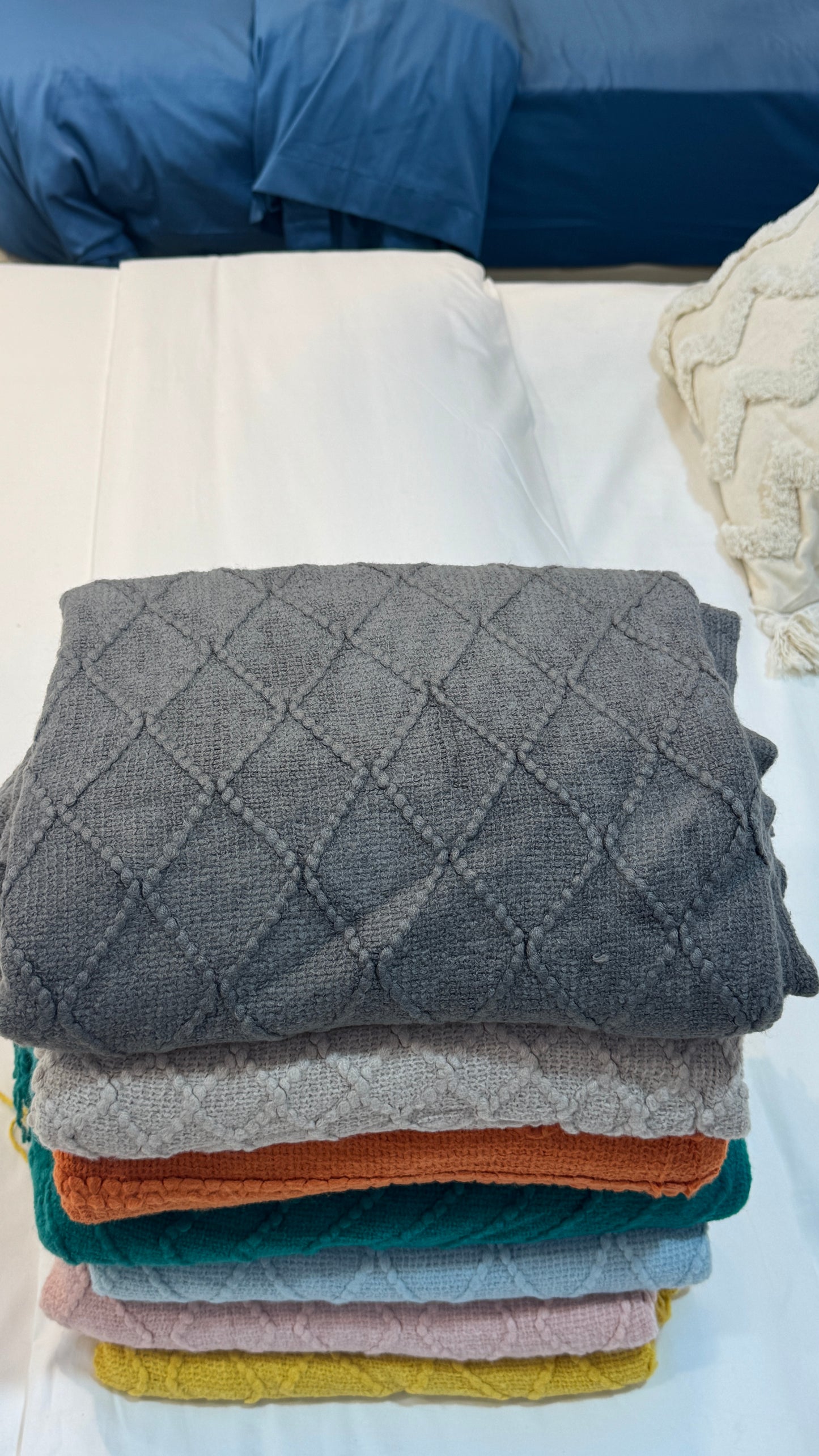 Throw blanket Coll-A