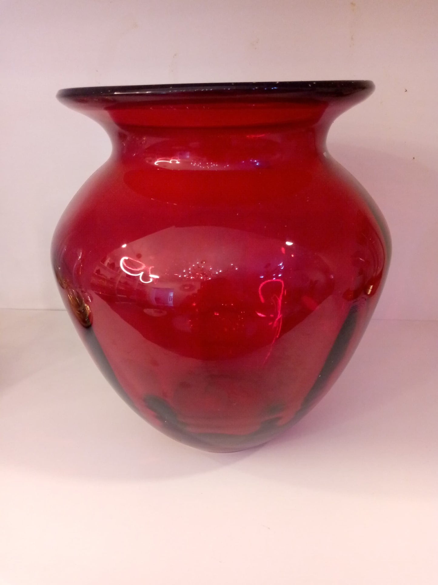Transparent jar vase and rose