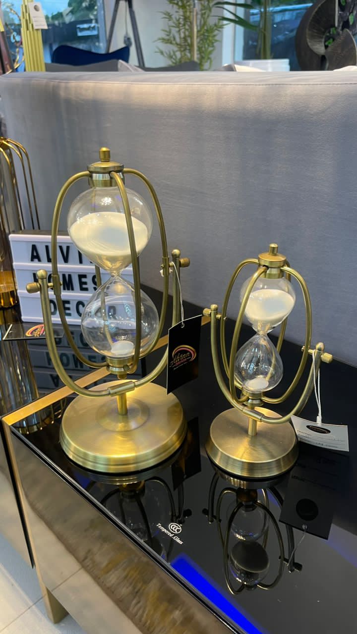Hour glass decor
