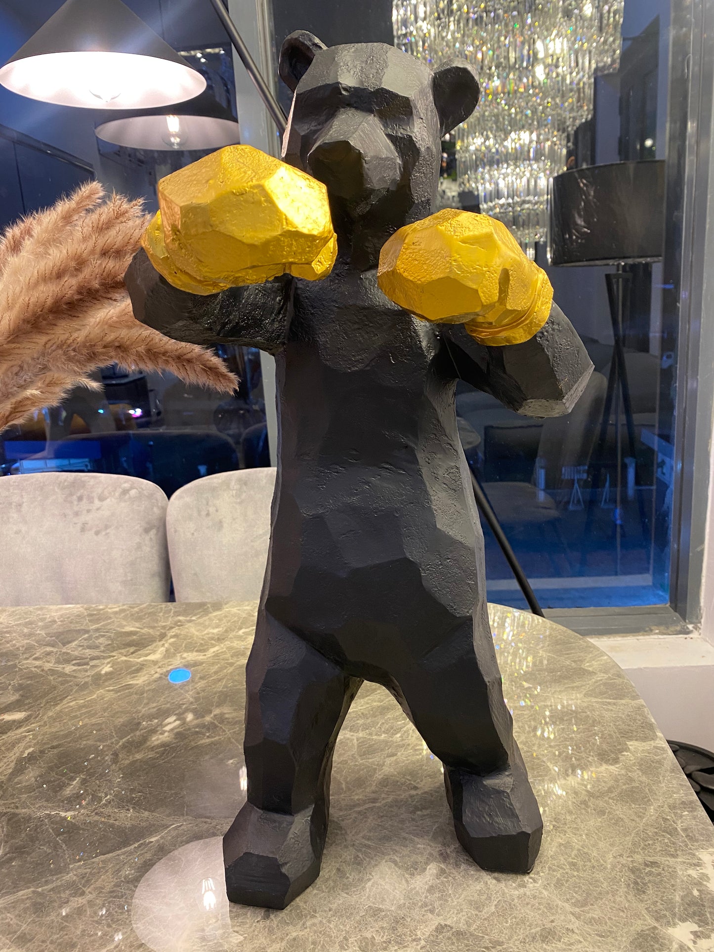 Boxing bear decor
