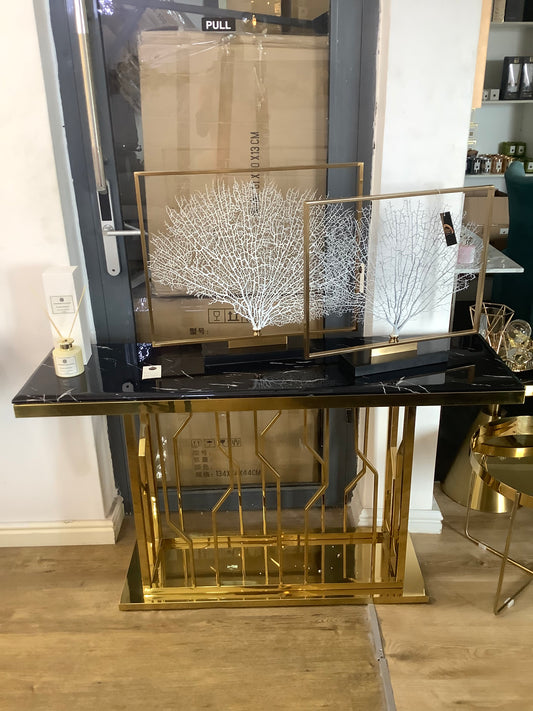 Metallic console