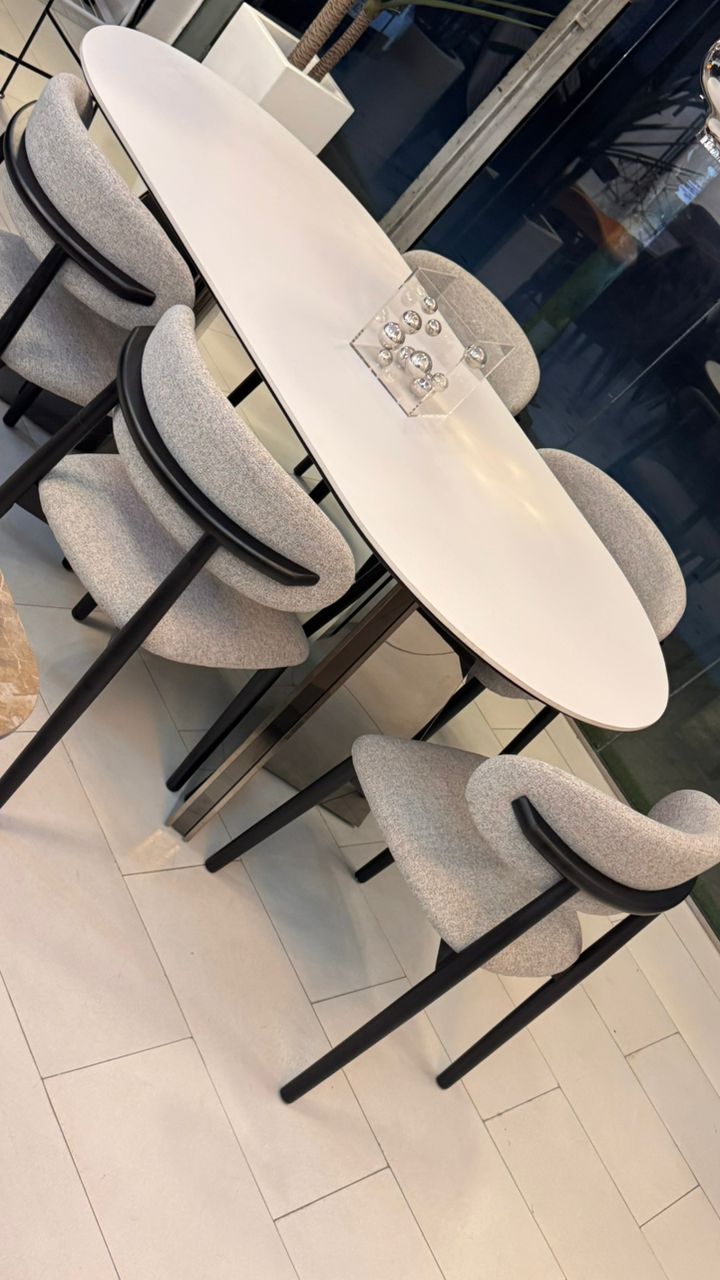 6 seater dining table