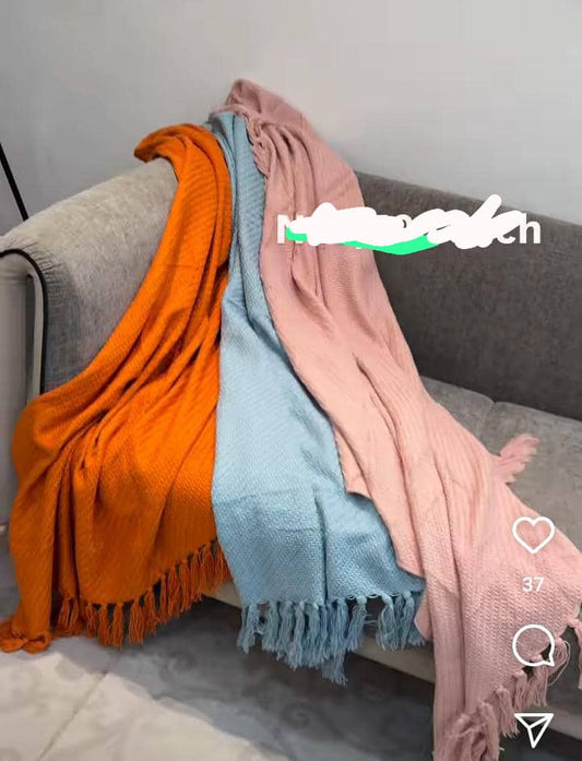 Throw blanket