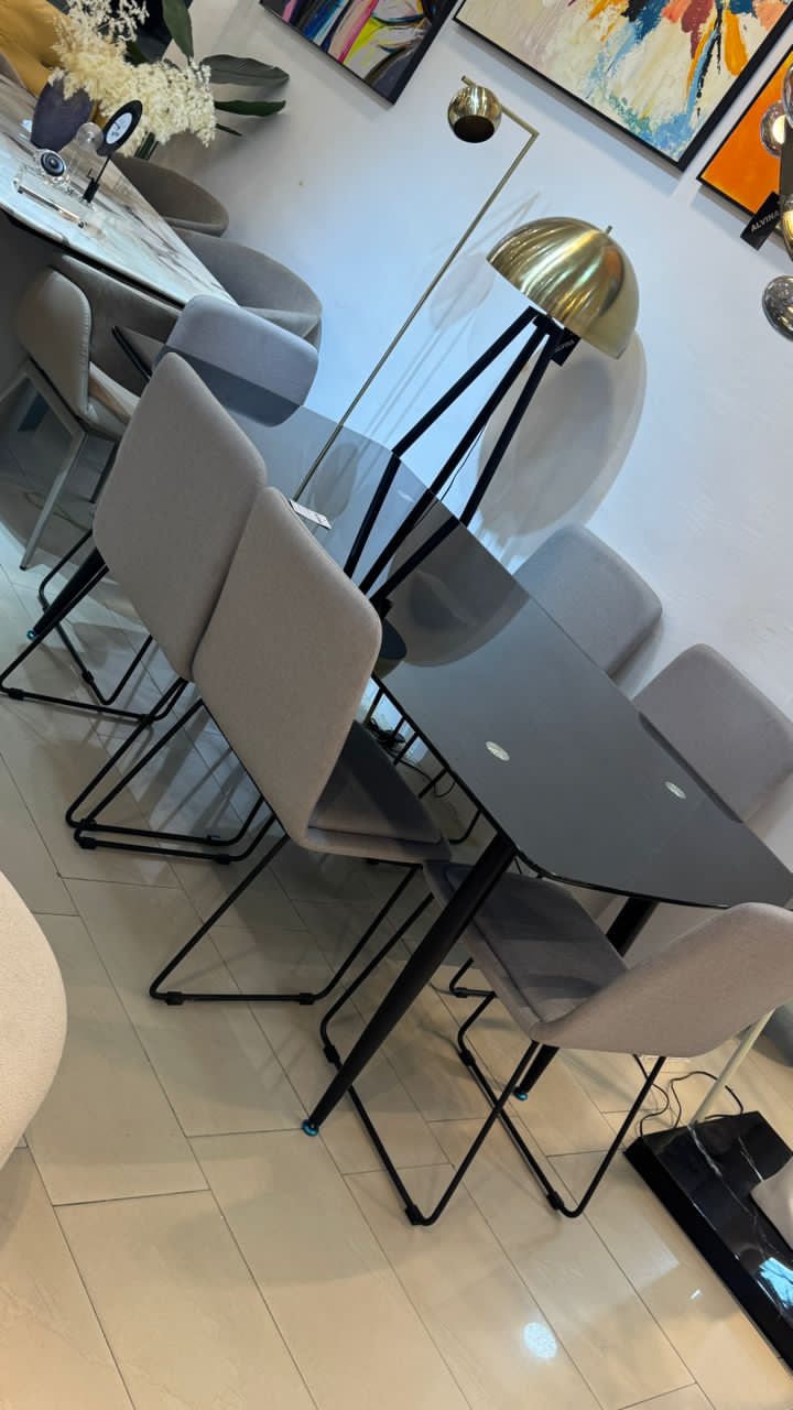 6 seater dining table