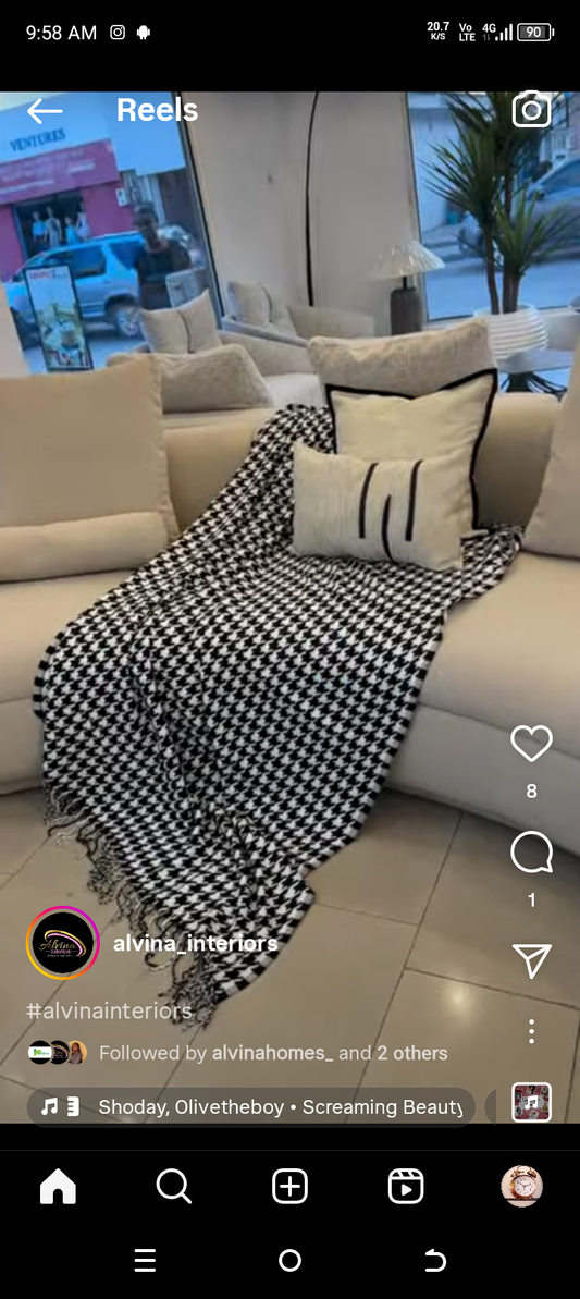 Throw blanket