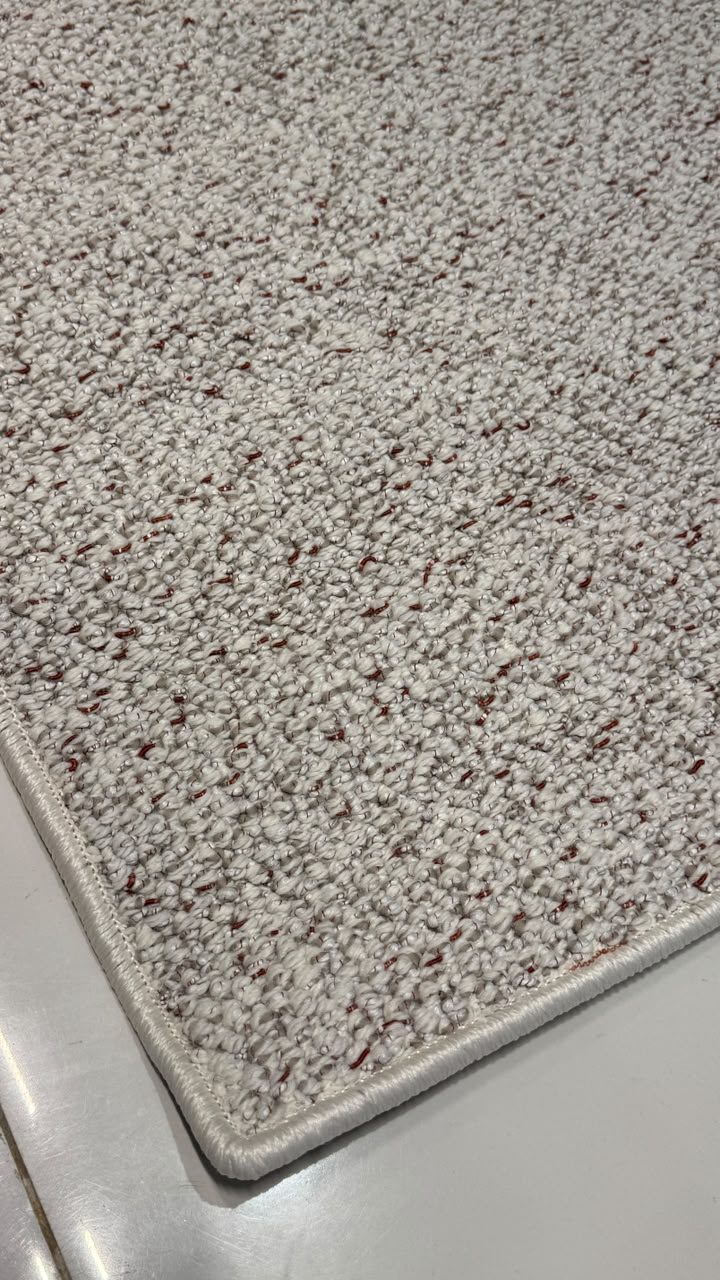 7 by 10ft rug (64001) cream and dark brown