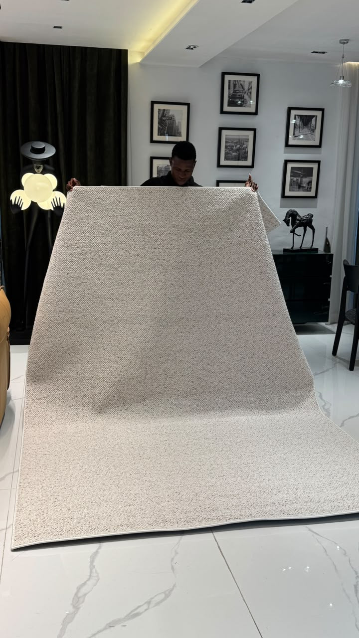 7 by 10ft rug (64002) cream and light brown
