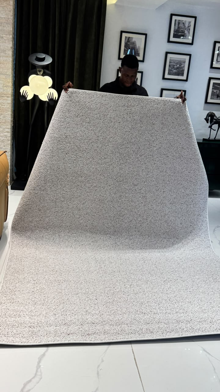 7 by 10ft rug (64001) cream and dark brown